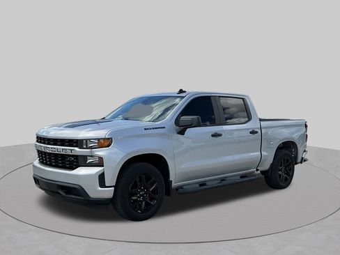 Used 2022 Chevrolet Silverado 1500 Custom w/ Rally Edition RWD image 2