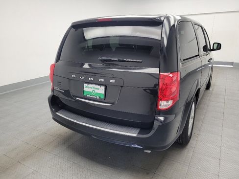 Used 2015 Dodge Grand Caravan SE w/ Quick Order Package 29E SE FWD image 7