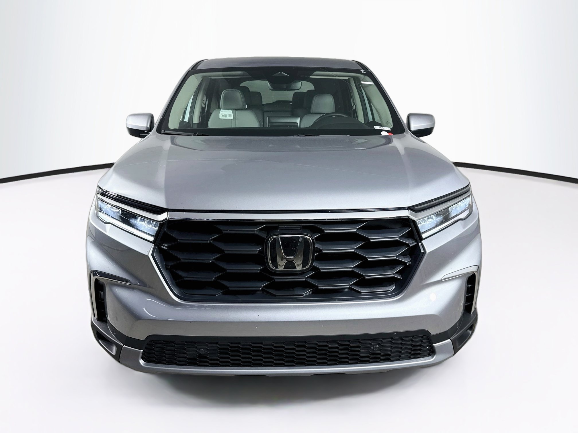 Certified 2025 Honda Pilot EX-L image 3