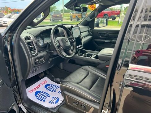 Used 2022 RAM 1500 Limited AWD/4WD image 11
