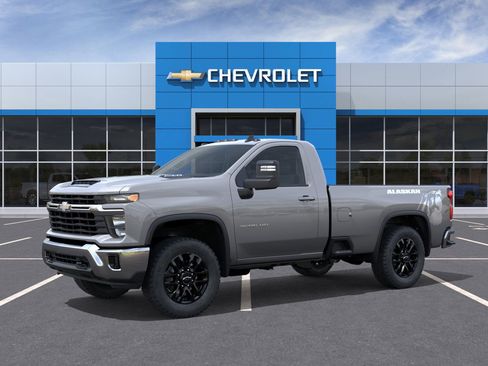 New 2026 Chevrolet Silverado 2500 LT image 2