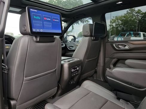 Used 2023 Chevrolet Tahoe High Country AWD/4WD image 23
