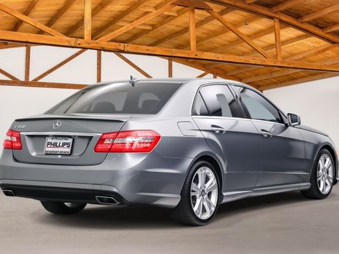 Used 2013 Mercedes-Benz E 350 Sedan image 5