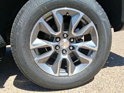 New 2026 Chevrolet Silverado 1500 LT w/ Texas Edition Plus RWD image 19