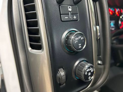 Used 2017 Chevrolet Silverado 1500 High Country AWD/4WD image 15