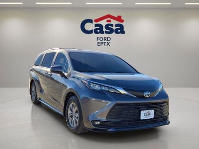 Used 2025 Toyota Sienna XLE