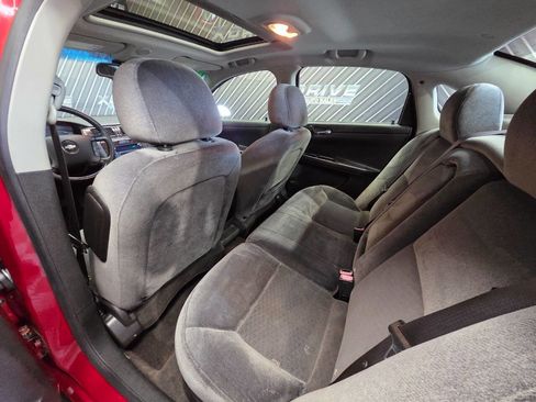 Used 2014 Chevrolet Impala LT w/ LT Sunroof Package image 27