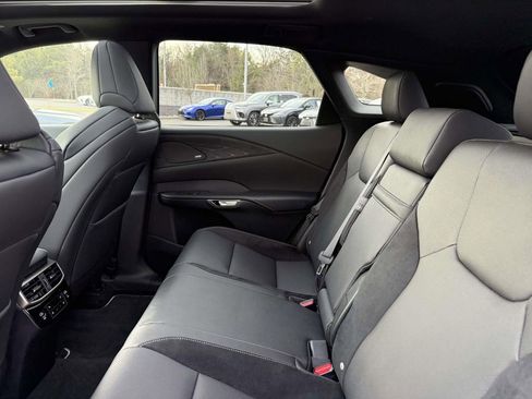 Used 2024 Lexus RX 500h F Sport image 15