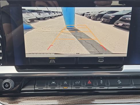 New 2026 Chevrolet Silverado 1500 RST w/ Z71 Off-Road Package AWD/4WD image 13