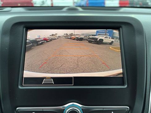 Used 2023 Chevrolet Equinox LS w/ LS Convenience Package FWD image 21