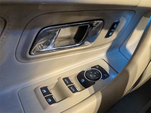 Used 2014 Ford Taurus Limited image 16