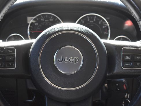 Used 2017 Jeep Wrangler Unlimited Sport w/ Quick Order Package 24S AWD/4WD image 16