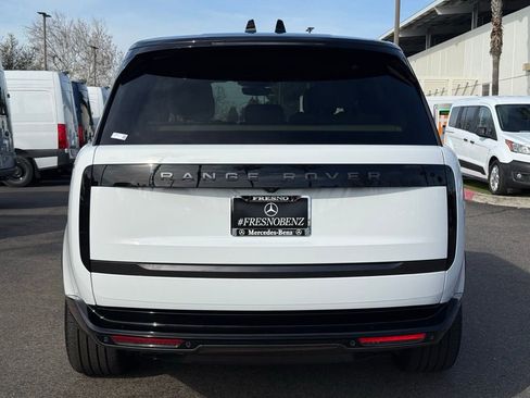 Used 2025 Land Rover Range Rover SE AWD/4WD image 18