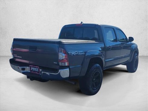 Used 2015 Toyota Tacoma 4x4 Double Cab w/ TRD Off-Road Package image 5