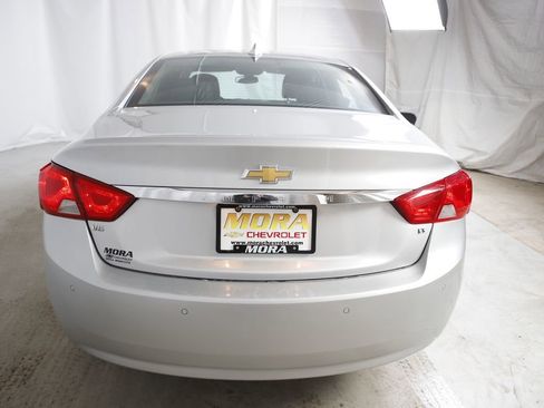 Used 2016 Chevrolet Impala LT w/ Convenience Package FWD image 4