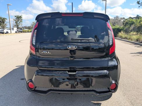 Used 2016 Kia Soul + w/ Tarmac Special Edition FWD image 6