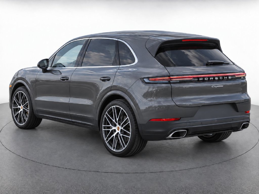 Certified 2025 Porsche Cayenne AWD/4WD image 3