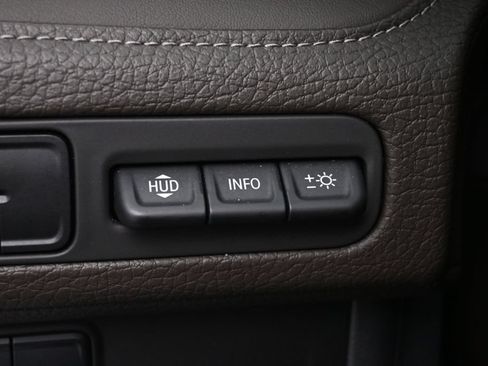 Used 2023 GMC Yukon XL Denali AWD/4WD image 42