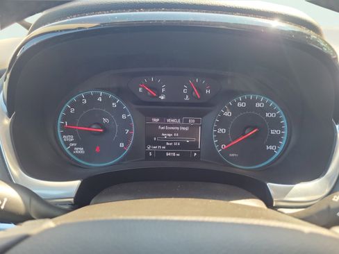 Used 2021 Chevrolet Traverse LT FWD image 32