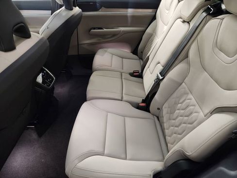 New 2025 Volvo EX90 Ultra w/ Protection Package Premier AWD/4WD image 28