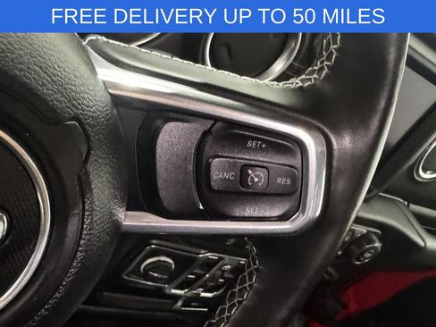 Used 2022 Jeep Wrangler Unlimited Sahara w/ Dual Top Group AWD/4WD image 7