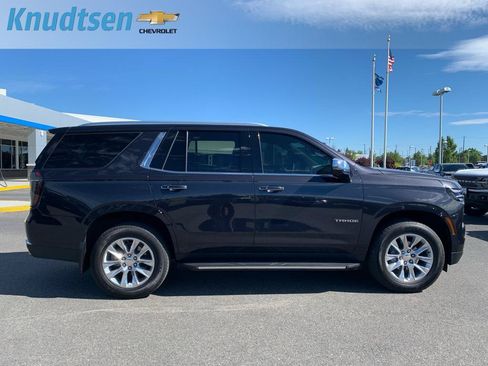 Used 2025 Chevrolet Tahoe Premier AWD/4WD image 8