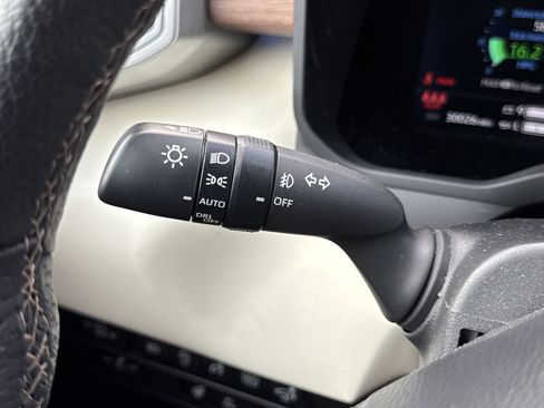Used 2023 Toyota Tundra 1794 Edition w/ Advanced Package AWD/4WD image 17