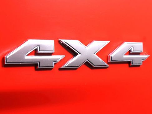 Used 2017 RAM 1500 Classic SLT image 38