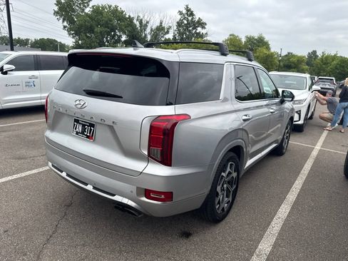 Used 2022 Hyundai Palisade Calligraphy w/ Winter Package FWD image 9