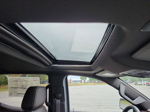 New 2026 GMC Sierra 1500 Denali w/ Denali Reserve Package image 12