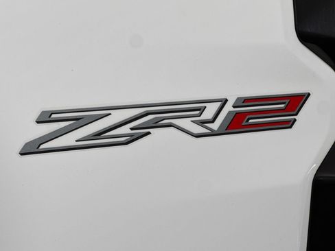 Certified 2023 Chevrolet Colorado ZR2 w/ ZR2 Convenience Package III AWD/4WD image 52