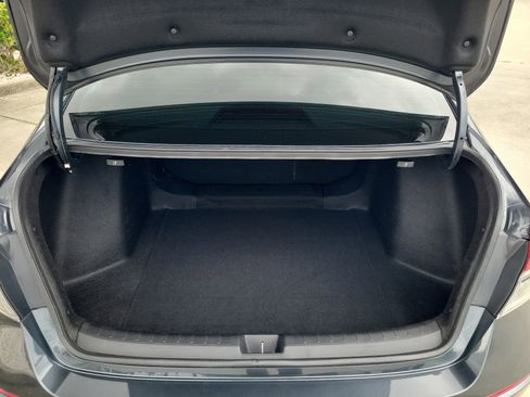 Used 2024 Honda Civic EX image 9