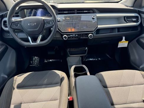 New 2027 Chevrolet Bolt LT FWD image 9