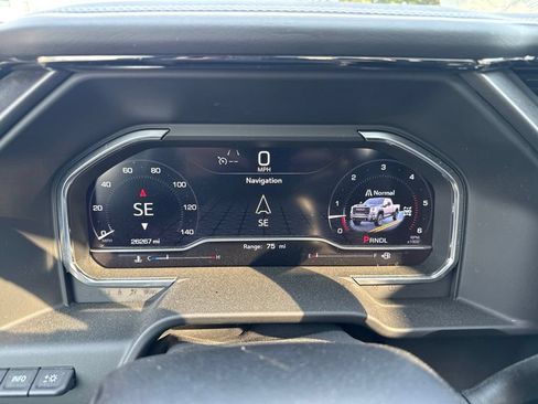 Used 2025 GMC Sierra 2500 AT4X AWD/4WD image 12