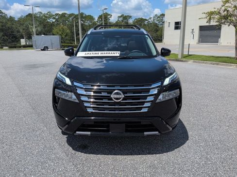 Certified 2026 Nissan Rogue Platinum w/ Platinum Premium Package AWD/4WD image 9