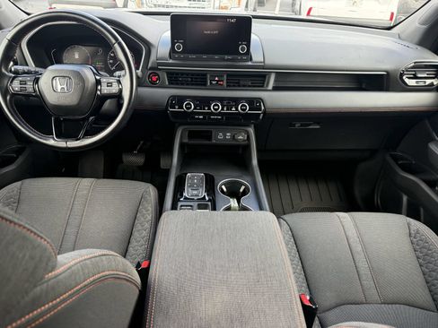 Used 2023 Honda Pilot Sport image 15