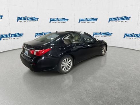 Used 2017 INFINITI Q50 3.0t Premium w/ 3.0T Premium Plus Package AWD/4WD image 11
