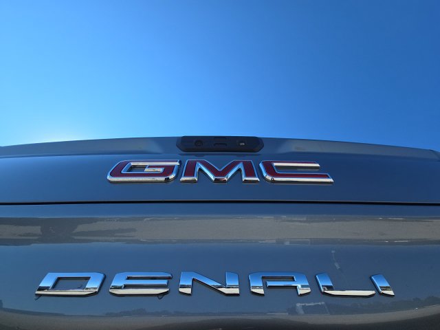 Used 2026 GMC Sierra 1500 Denali w/ Denali Reserve Package AWD/4WD image 10