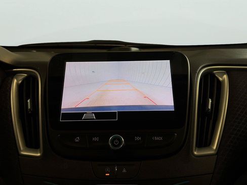 Used 2024 Chevrolet Malibu LT FWD image 19