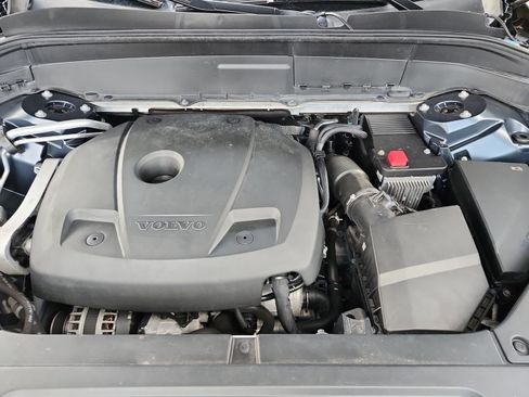 Used 2018 Volvo XC90 T5 Momentum w/ Convenience Package image 19