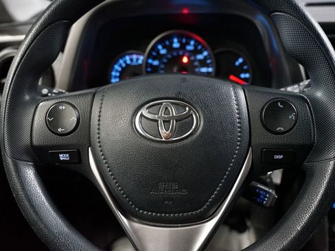 Used 2016 Toyota RAV4 LE image 12
