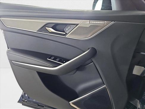 New 2026 Jaguar F-PACE R-Dynamic S image 27