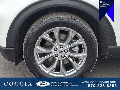 Certified 2022 Ford Explorer XLT w/ Equipment Group 202A image 8