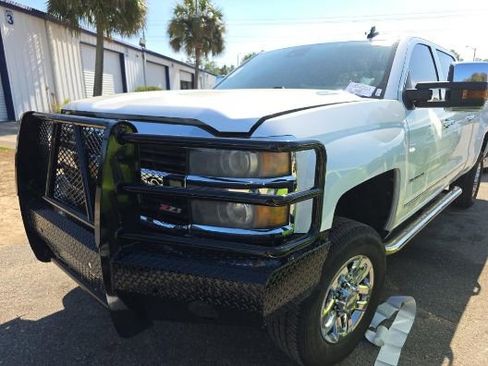 Used 2015 Chevrolet Silverado 2500 LTZ w/ Duramax Plus Package image 3