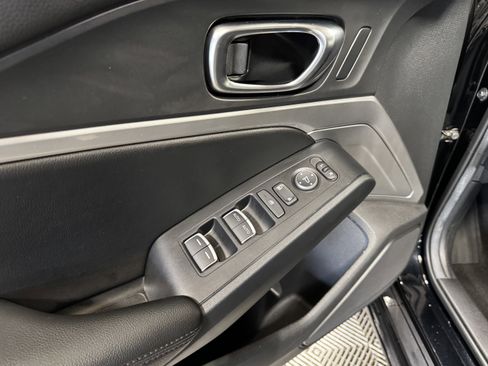 Certified 2024 Acura Integra FWD image 38