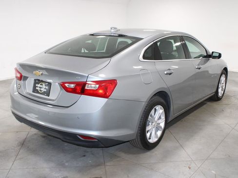Used 2024 Chevrolet Malibu LT FWD image 9