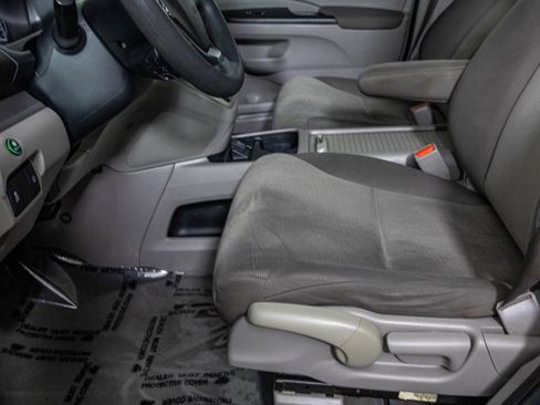 Used 2014 Honda CR-V LX image 15