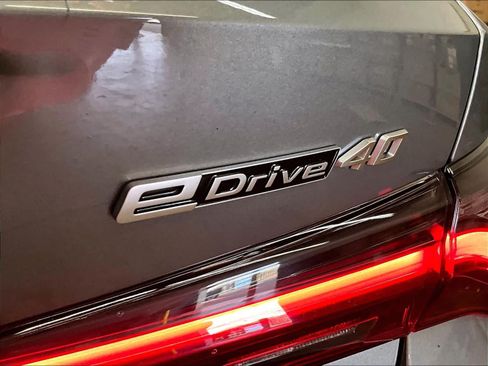Used 2025 BMW i4 eDrive40 w/ Premium Package RWD image 10