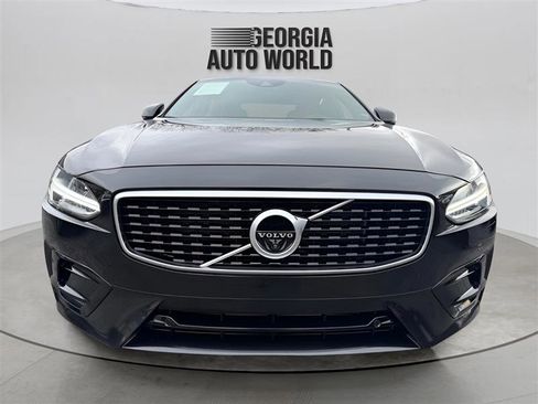 Used 2020 Volvo S90 T6 R-Design image 8
