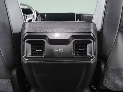 Used 2024 Chevrolet Silverado 1500 RST w/ Convenience Package II AWD/4WD image 27